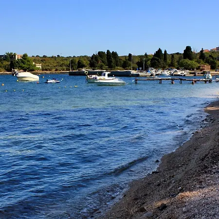 With Parking Space Stinjan, - 23546 Daire Pula